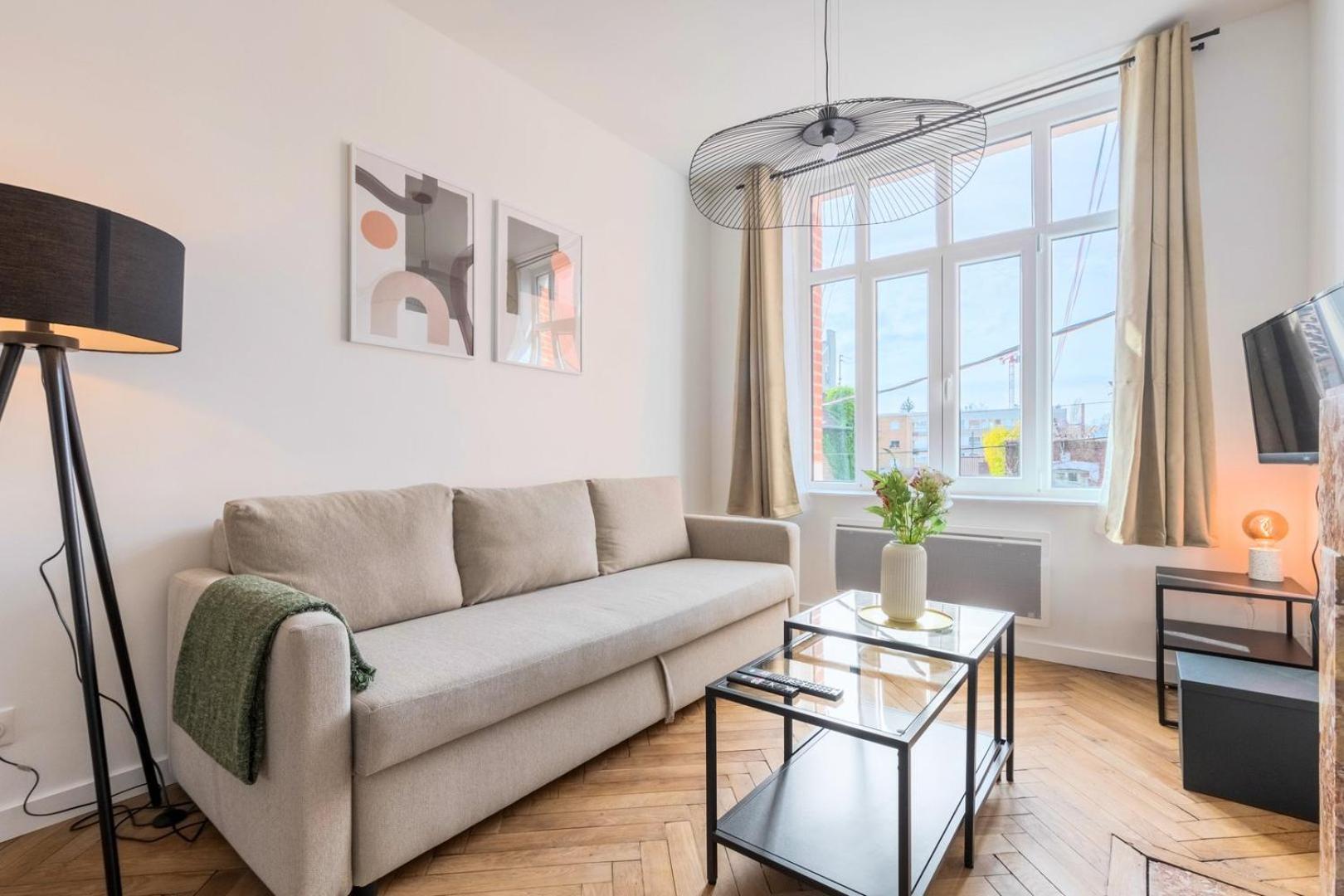 Charming Through-Apartment Renovated And Equipped! Marcq-en-Baroeul Esterno foto